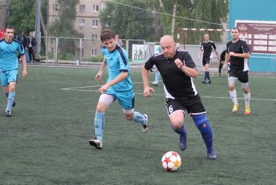 Турнир рязанской «Русской кожи» по мини-футболу вышел на финишную прямую